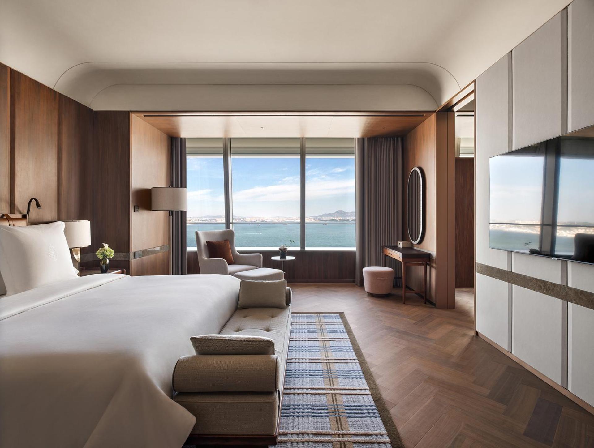 Four Seasons Hotel Далянь Экстерьер фото
