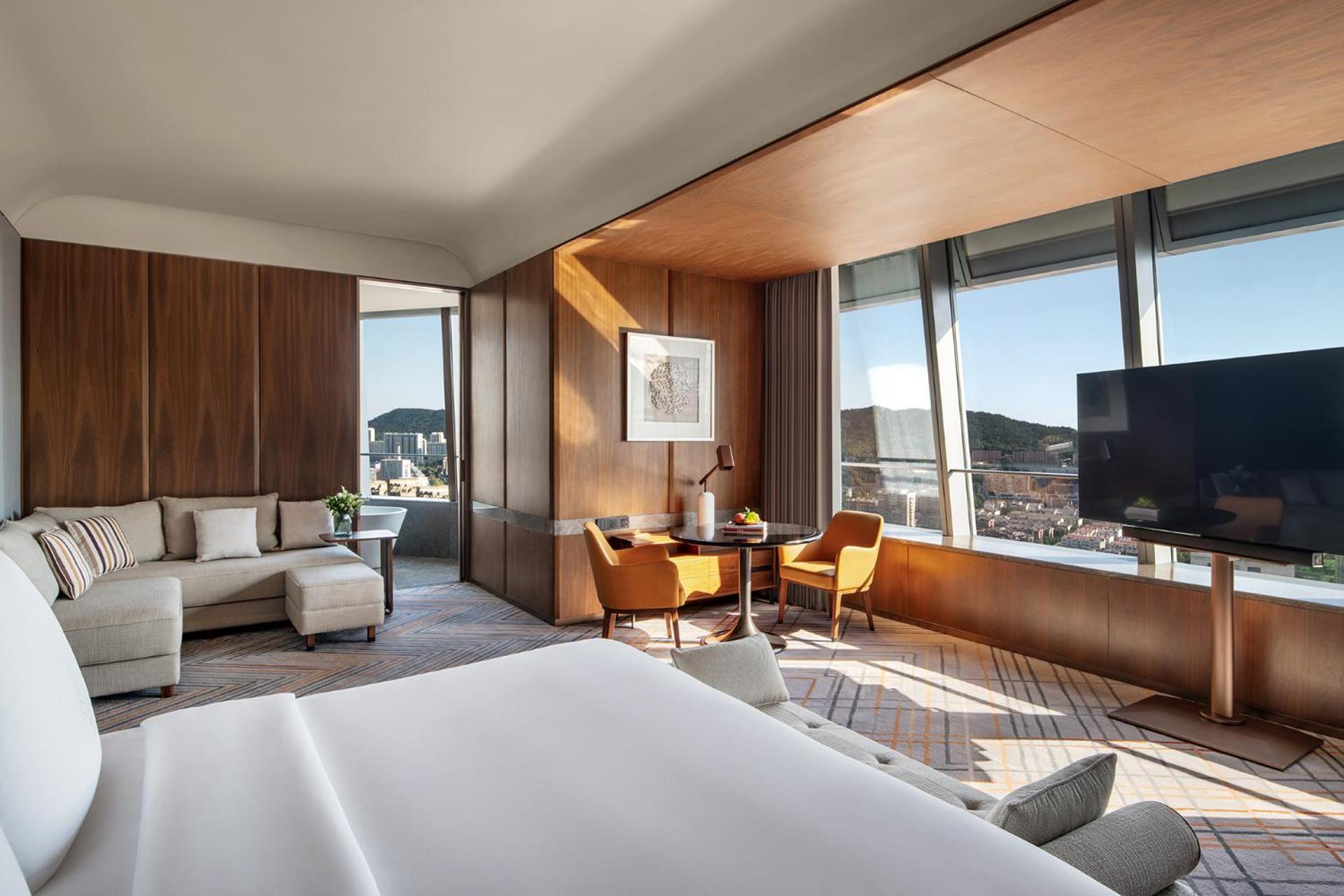 Four Seasons Hotel Далянь Экстерьер фото